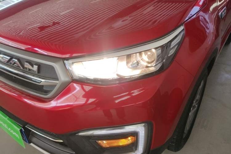 Used CHANGAN CS55 2017 1.5T Automatic Colorful Edition Left Front Headlight