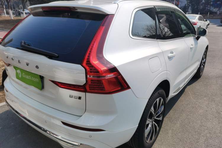 Used Volvo XC60 2023 B5 4x4 Smart Luxury Edition