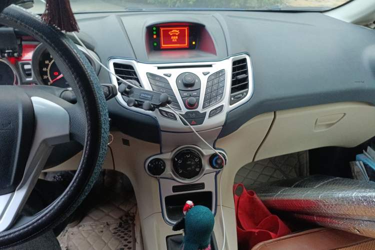 Used Ford Fiesta 2011 Hatchback 1.5L Manual Fashion Edition