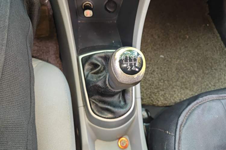 Used Hyundai Verna (older generation) 2014 1.4L Manual Top-Tier Model TOP
