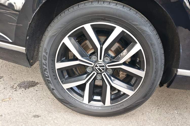 Used Volkswagen Magotan 2020 330TSI DSG Leading Model
