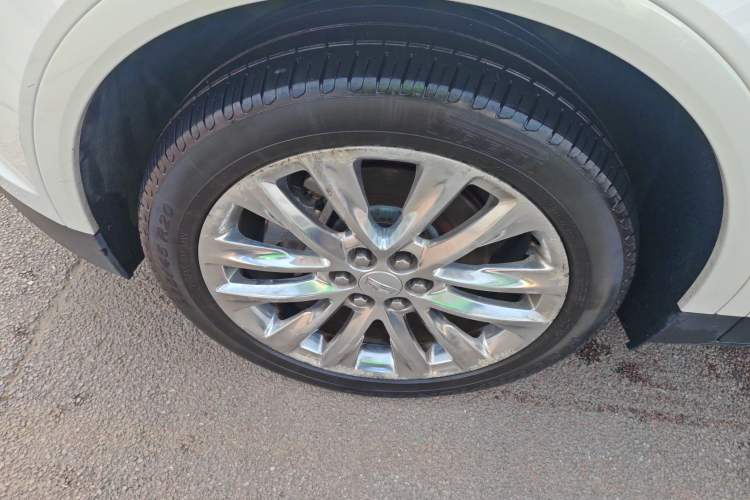 Used Cadillac XT5 2020 28T Four-Wheel Drive Luxury Version