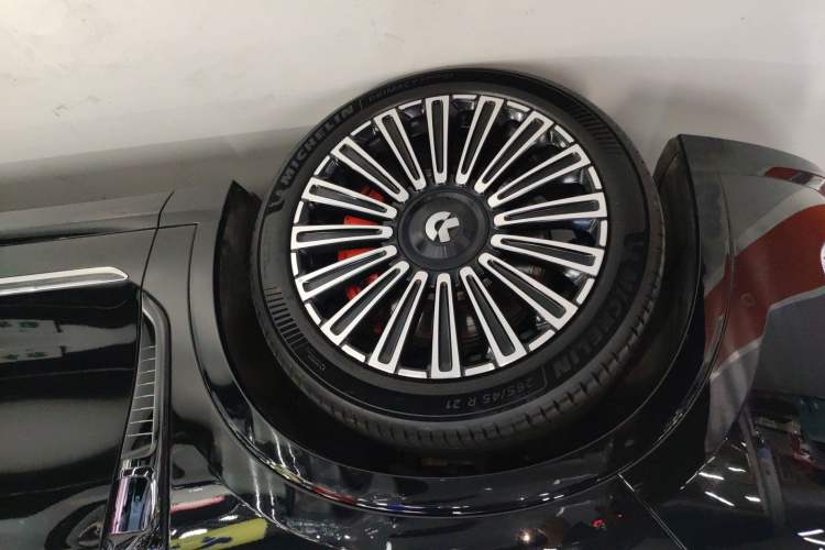 Used Nio ES8 2026 Model 6-seat Executive Luxury Edition Left Front Wheel Hub