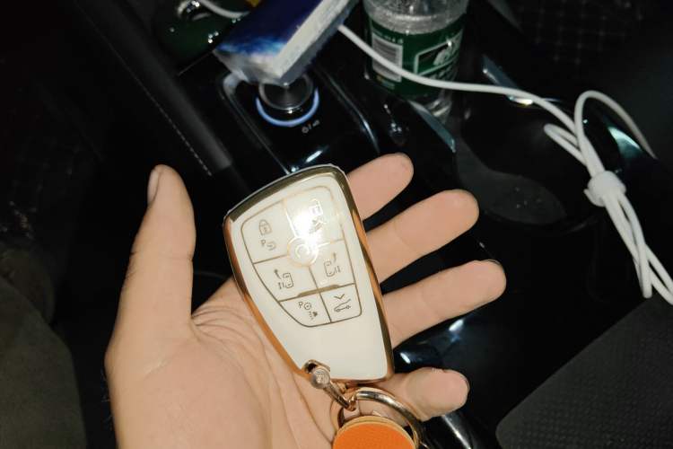 Used Buick Envision 2024 Encore Plus 28T AWD Luxury Edition Gear Lever