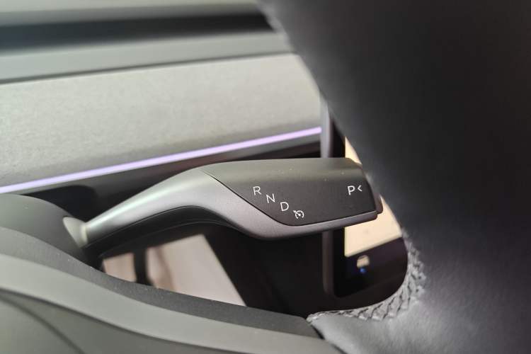 Used Tesla Model Y 2024 Rear-Wheel-Drive Version