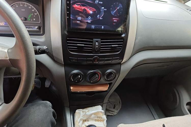 Used Dongfeng Shuaike 2011 1.6L Manual Comfort 7-Seater