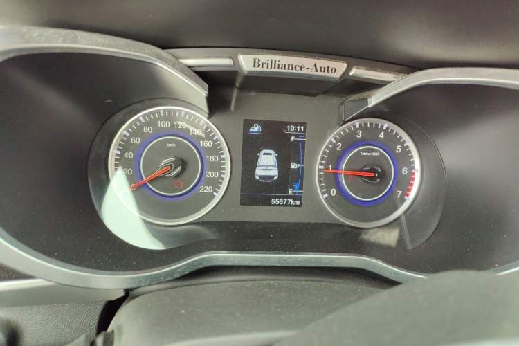 Used Brilliance V3 2015 1.5L Manual Smart Version
