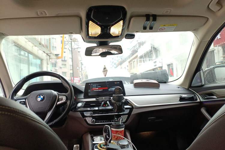 Used BMW 5 Series New Energy 2019 530Le Luxury Package
