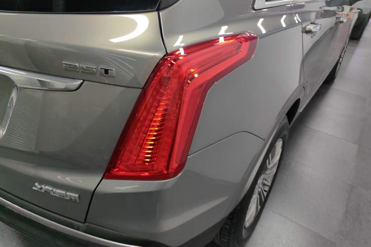 Used Cadillac XT5 2018 25T Luxury Model
