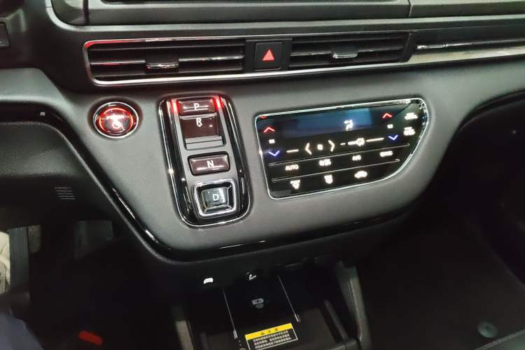 Used Honda Elysion 2024 2.0L eHEV Luxury Edition