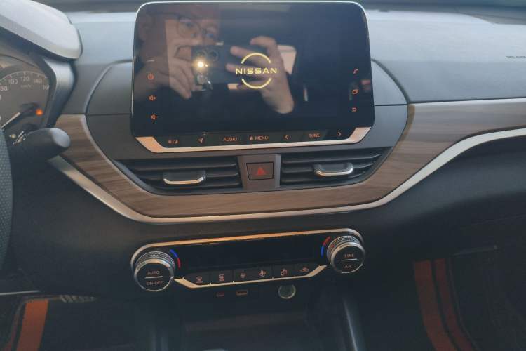 Used Nissan Teana 2021 2.0L XL Comfort Edition Audio And AC Panel