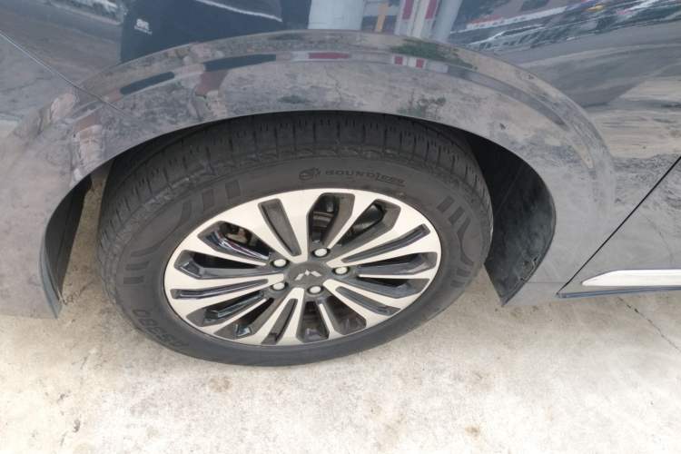 Used Wuling Jiachen 2022 1.5T CVT Deluxe Flagship Edition
