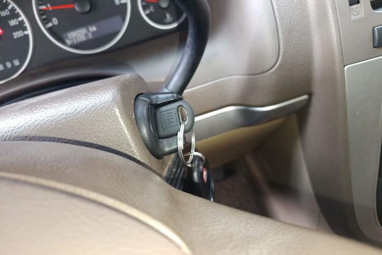 Used Buick GL8 2014 2.4L Classic Edition Vehicle Key