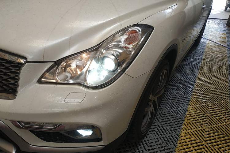 Used Infiniti QX50 2015 2.5L Luxury Edition Left Front Headlight