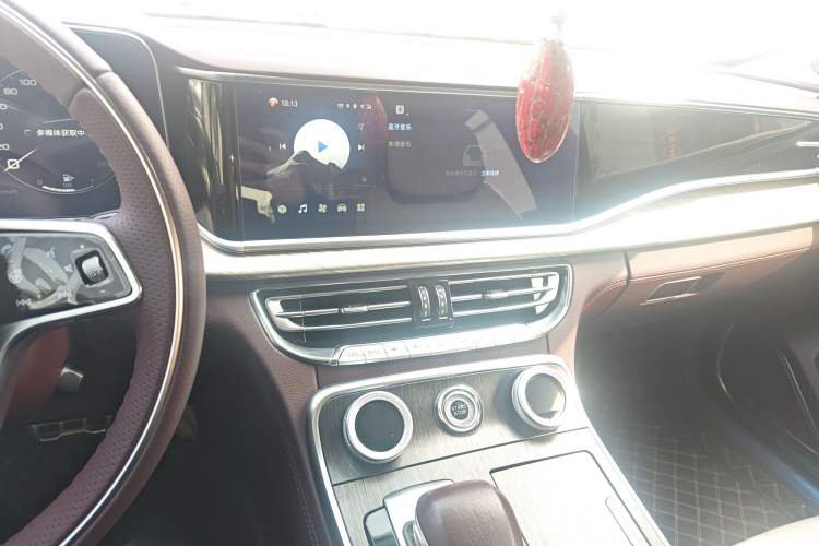 Used Hongqi H9 2022 3.0T Smart Connect Flagship Four-Seater Version Audio And AC Panel