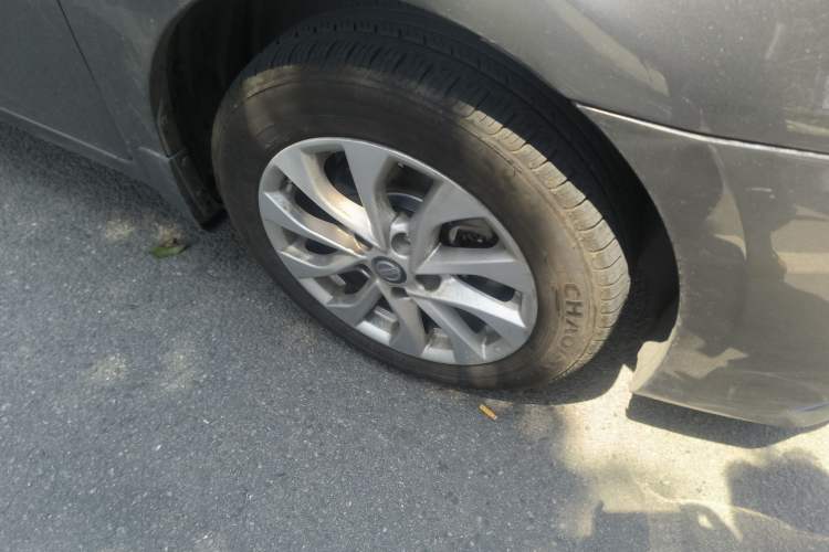 Used Nissan Sylphy 2016 1.6 XL CVT Deluxe Edition Right Front Wheel Hub