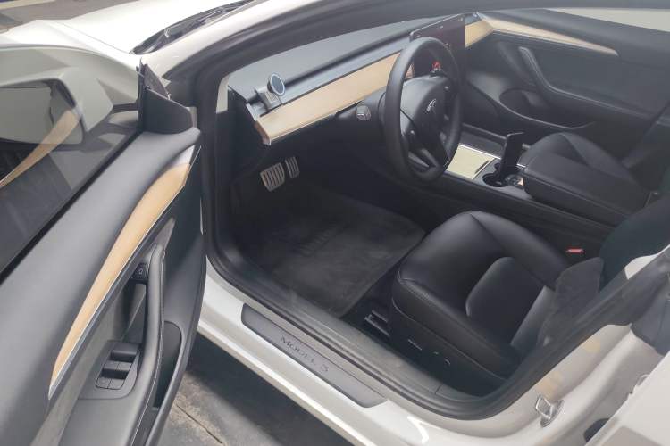 Used Tesla Model 3 2021 Revised Version II – Performance High-Performance All-Wheel-Drive Edition