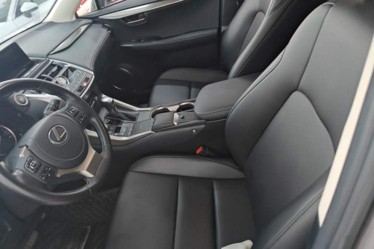 Used Lexus NX 2020 200 Front-Wheel Drive Freeline Edition China VI Standard Left Front Seat
