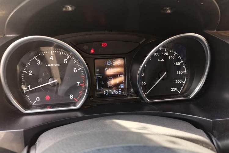 Used Zotye T600 2015 1.5T Manual Luxury Model Instrument Cluster