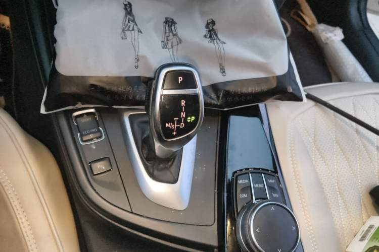 Used BMW 3 Series 2018 320Li Leading Model M Sport Package
