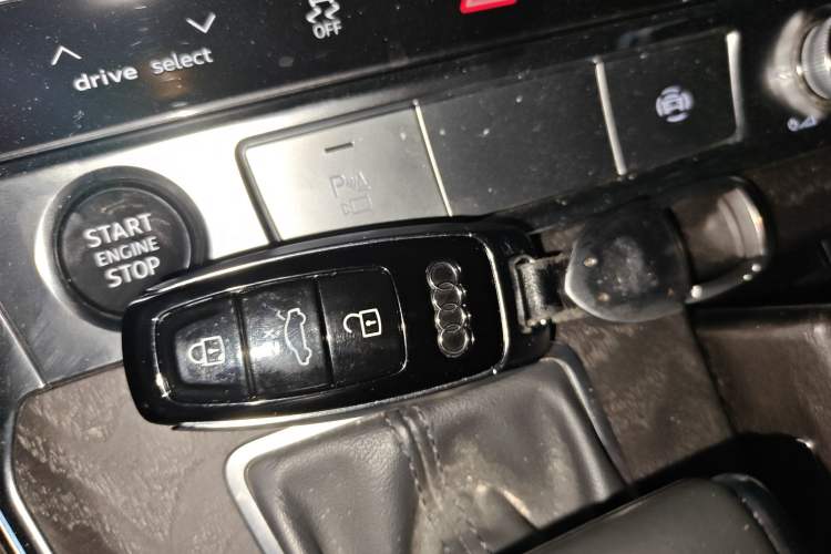 Used Audi A6L 2022 45 TFSI quattro Prestige Elegant Edition
