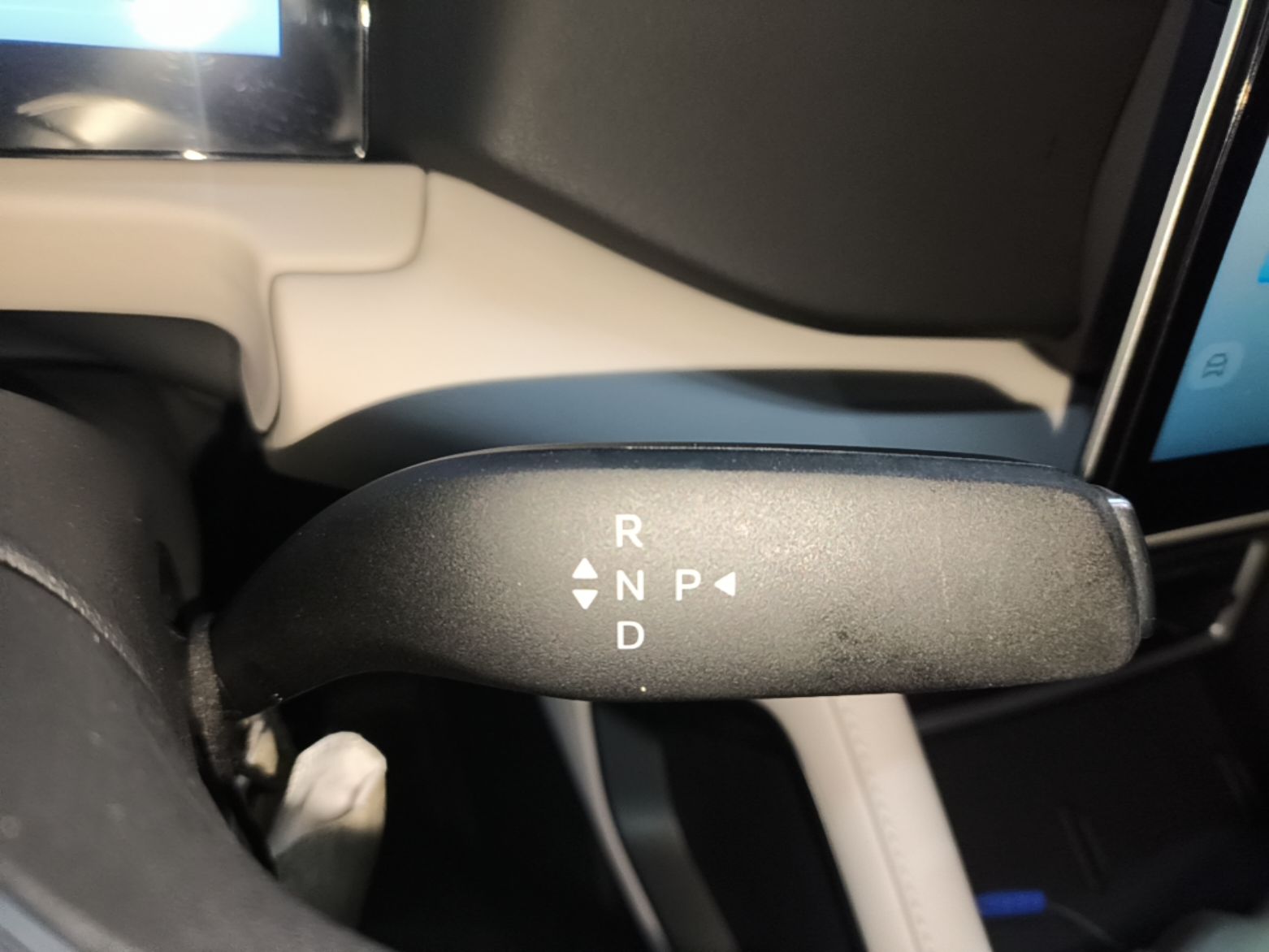 BYD Yuan UP 2025 Model 301KM Leading Version — снимка 16