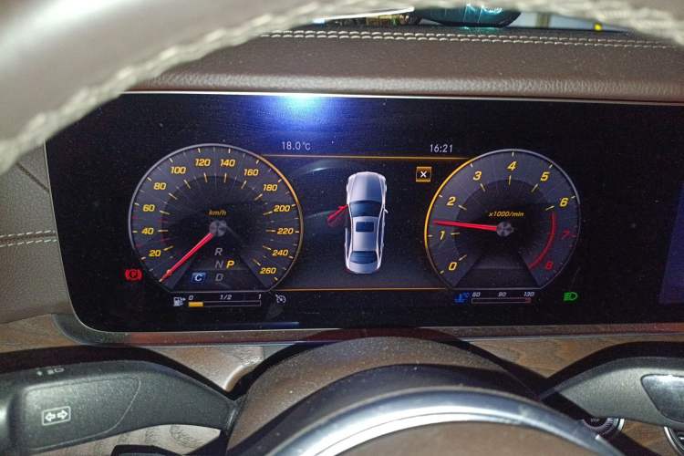 Used Mercedes-Benz E-Class 2020 Facelift E 300 L Stylish Edition
