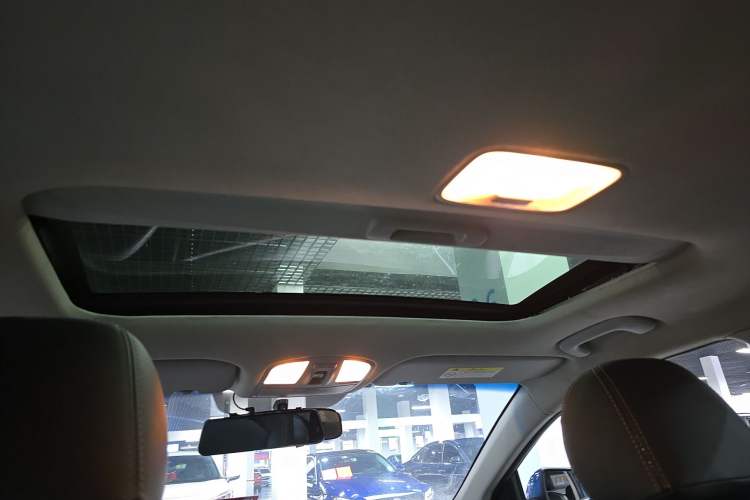 Used Hyundai Elantra (6th Generation / Lingdong) 2016 1.6L Automatic ZhiXuan – Elite Version Headliner