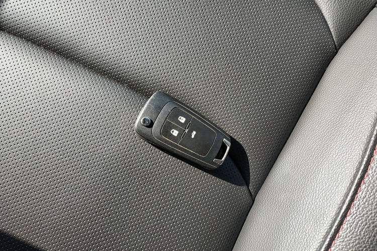 Used Chevrolet Monza 2020 Light Hybrid RS 330T Automatic Comfort Edition
