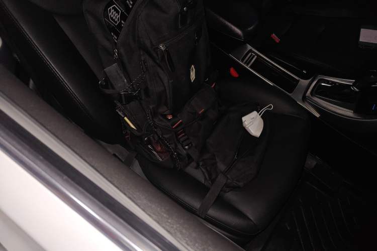 Used Hyundai Elantra (5th Generation / Langdong) 2015 1.6L Automatic Luxury Model Right Front Seat