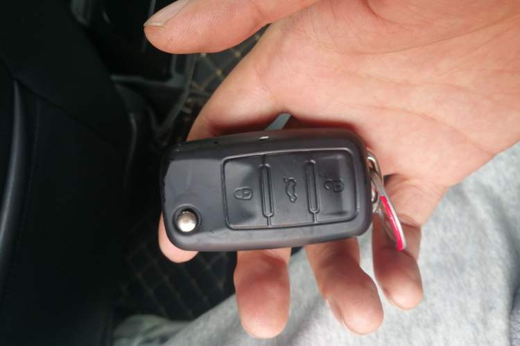 Used Volkswagen Polo 2014 1.6L Automatic Luxury Edition
