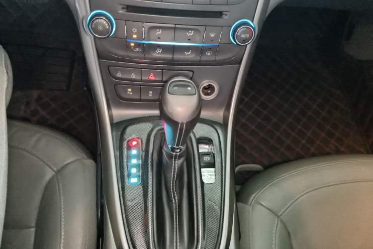 Used Chevrolet Malibu 2014 2.0L Automatic Luxury Edition