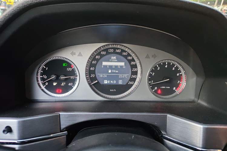 Used Mercedes-Benz GLK-Class 2011 GLK 300 4MATIC Fashion Model Instrument Cluster