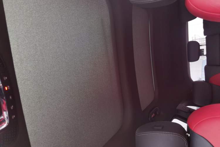 Used Mercedes-Benz GLB AMG 2023 AMG GLB 35 4MATIC Headliner