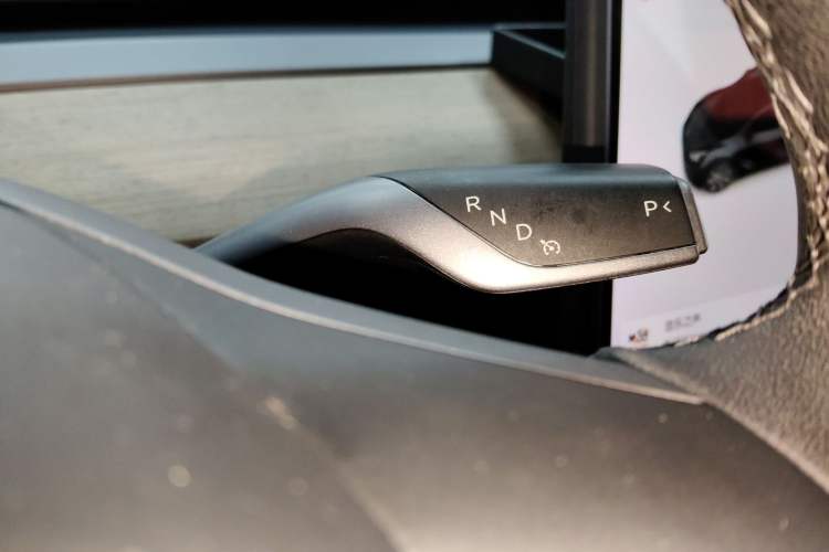 Used Tesla Model Y 2021 Long-Range All-Wheel-Drive Version