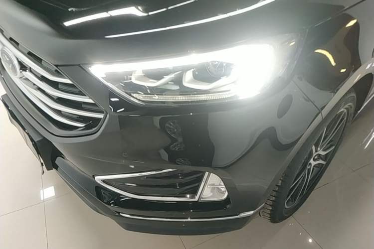 Used Ford Edge 2020 EcoBoost 245 Two-Wheel Drive Titanium 7-Seater