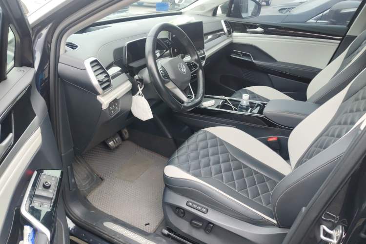 Used Volkswagen ID.6 CROZZ 2021 Revised Version Long-Range PRO Edition