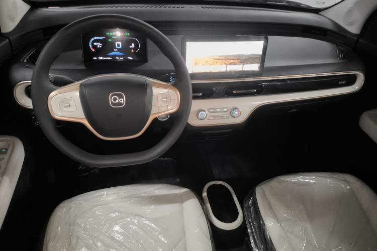 Used Chery QQ Domi 2025 Model 305km Comfort Edition