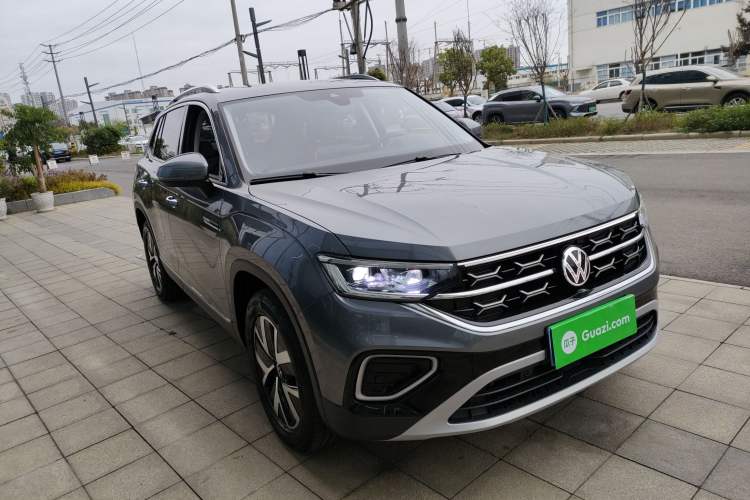 Used Volkswagen Tayron 2023 300TSI Two-Wheel-Drive Luxury Plus Advanced Edition