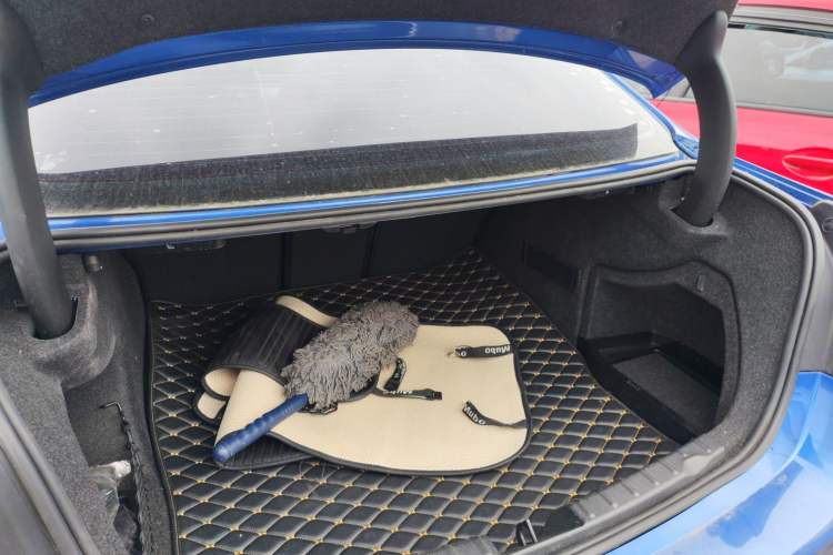 Used BMW 3 Series 2016 320i M Sport Trunk