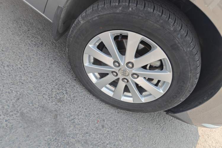 Used Buick GL8 2018 28T Luxury Model China VI Standard
