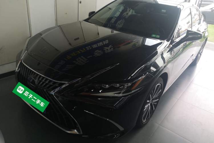 Used Lexus ES 2021 300h Deluxe Edition