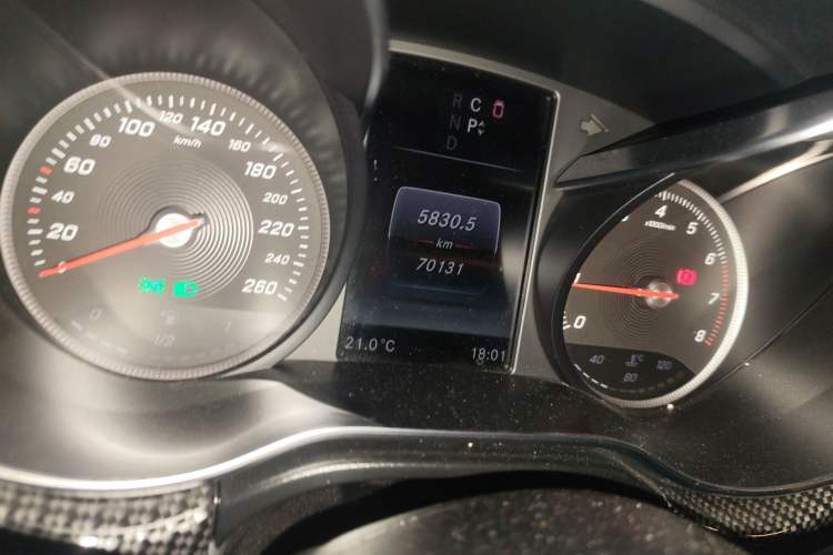 Used Mercedes-Benz V-Class 