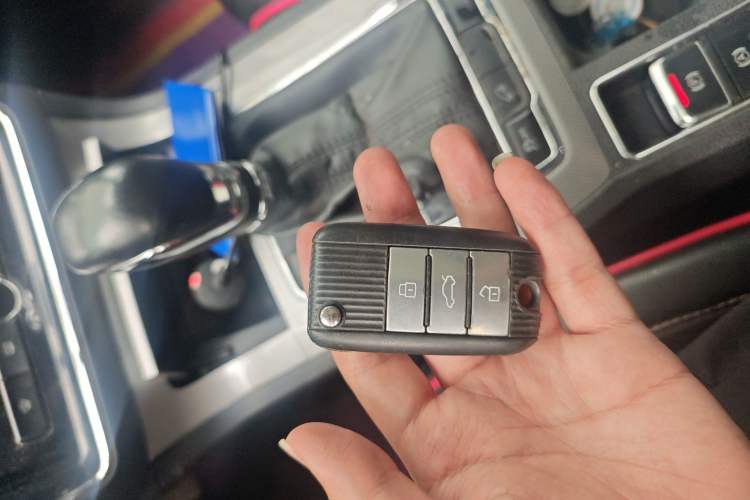 Used Roewe RX5 2020 20T Automatic 4G Connect Superior Flagship Edition Vehicle Key