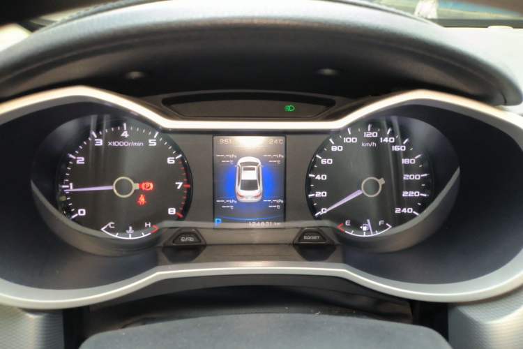 Used Geely Auto Emgrand GL 2018 1.8L DCT Elite Smart Connectivity Version Instrument Cluster