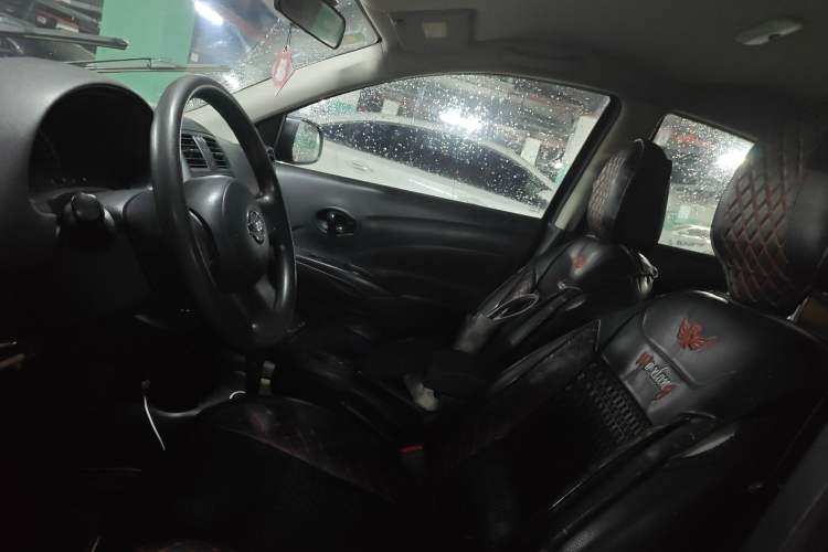 Used Nissan Sunny 2011 1.5XE CVT Comfort Edition Left Front Seat