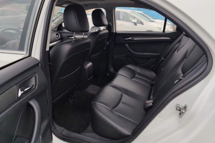 Used Roewe 360 2017 1.5L Automatic Luxury Edition