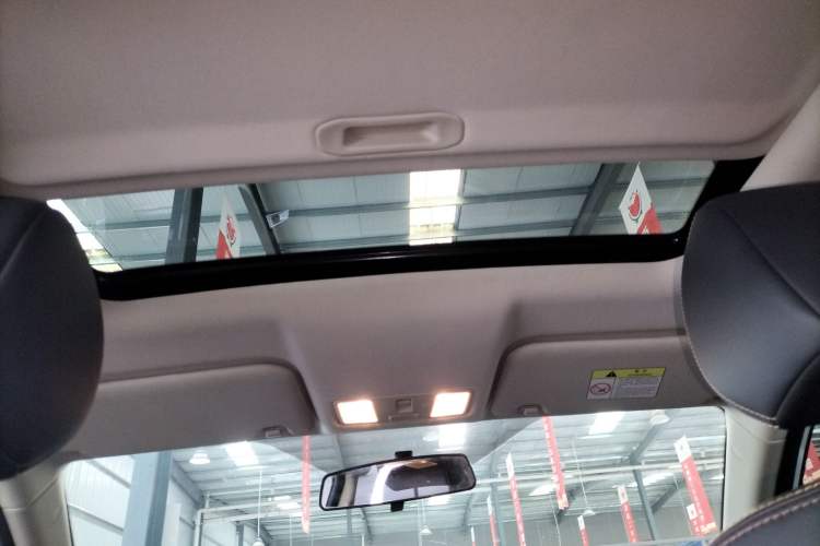 Used CHANGAN Eado DT 2019 1.6L Manual Enjoyment Model China VI Standard Headliner