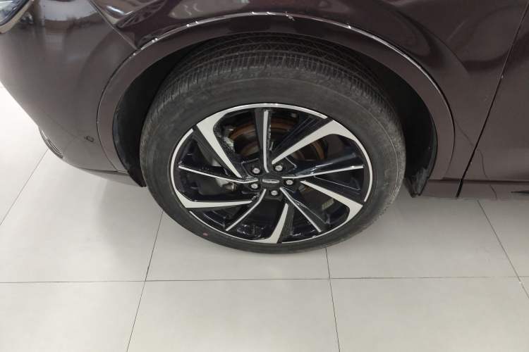 Used Lincoln Corsair 2023 2.0T All-Wheel-Drive Prestige Version Left Front Wheel Hub