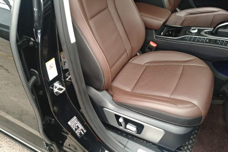 Used Wey VV6 2021 2.0T All-Wheel Drive Zhiyu+